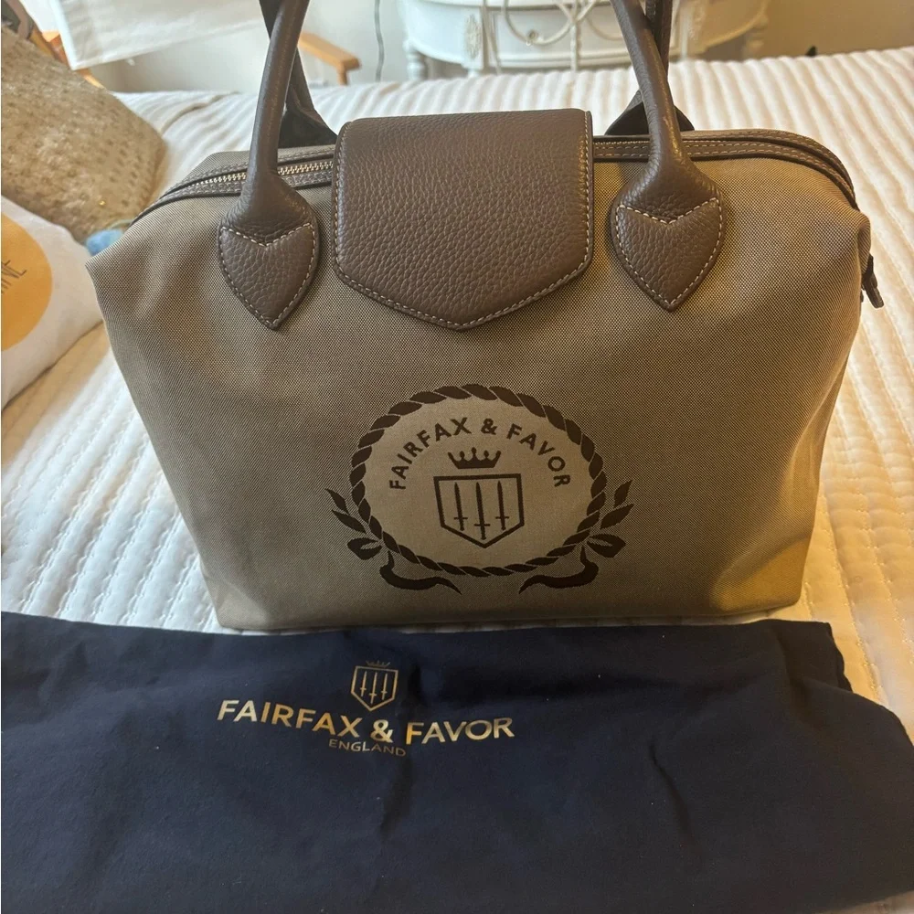 NWOT Fairfax & Favor Lemmington Jacquard Tote in Taupe 👜 🤎 - Picture 5 of 8